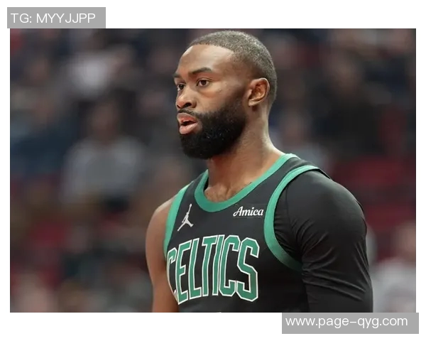 安东尼称赞杰伦布朗具备单独带队能力认为他攻防兼备应在MVP讨论中占有一席之地